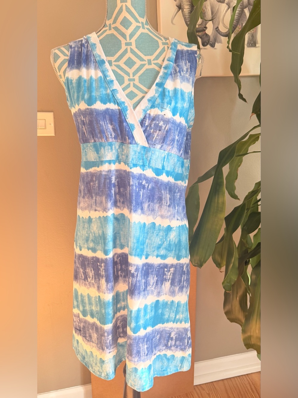 Calvin Klein Size Medium Womans Blue White Striped Cotton